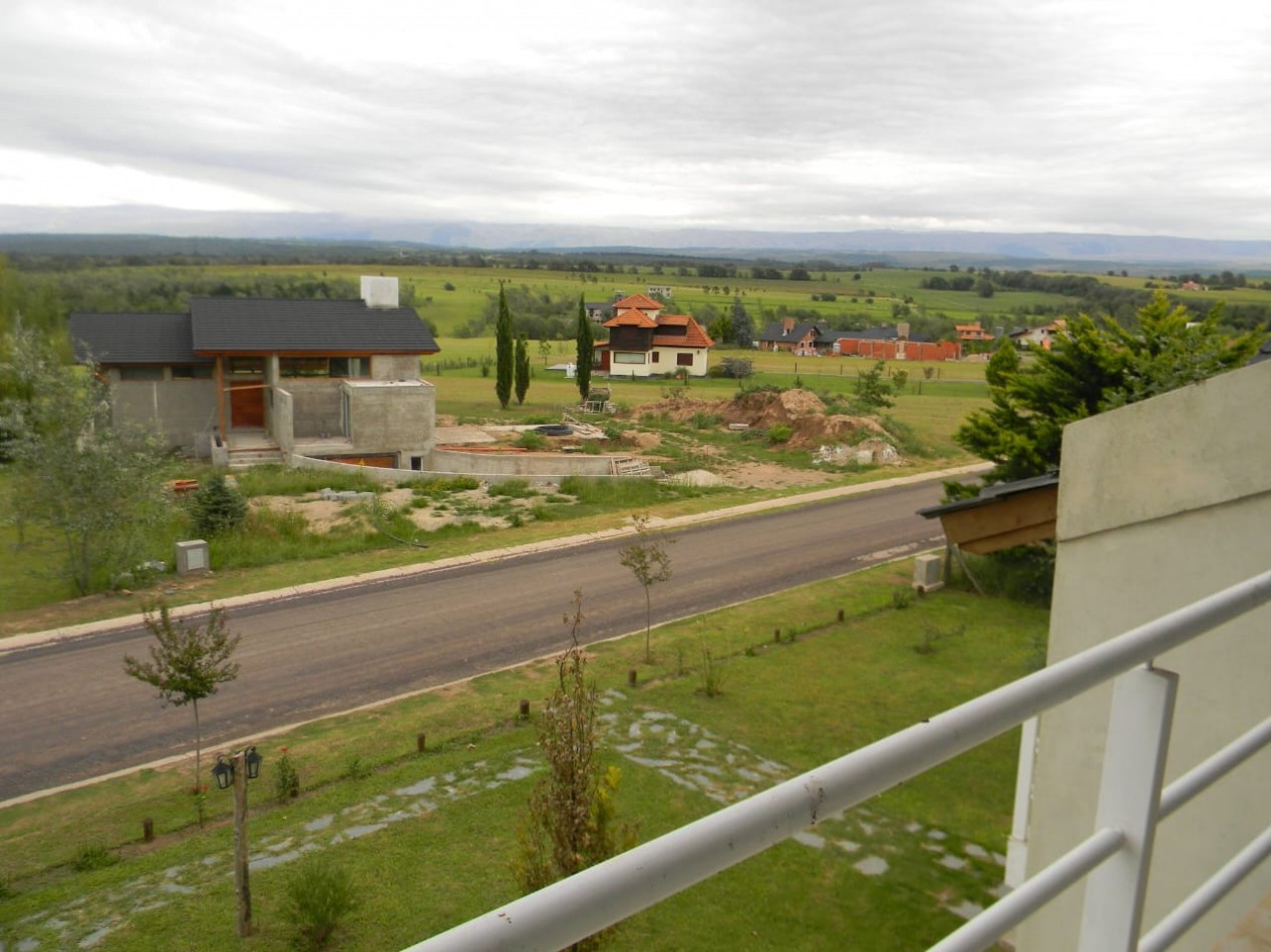 DEPARTAMENTOS EN BARRIO CHAMPAQUI GOLF