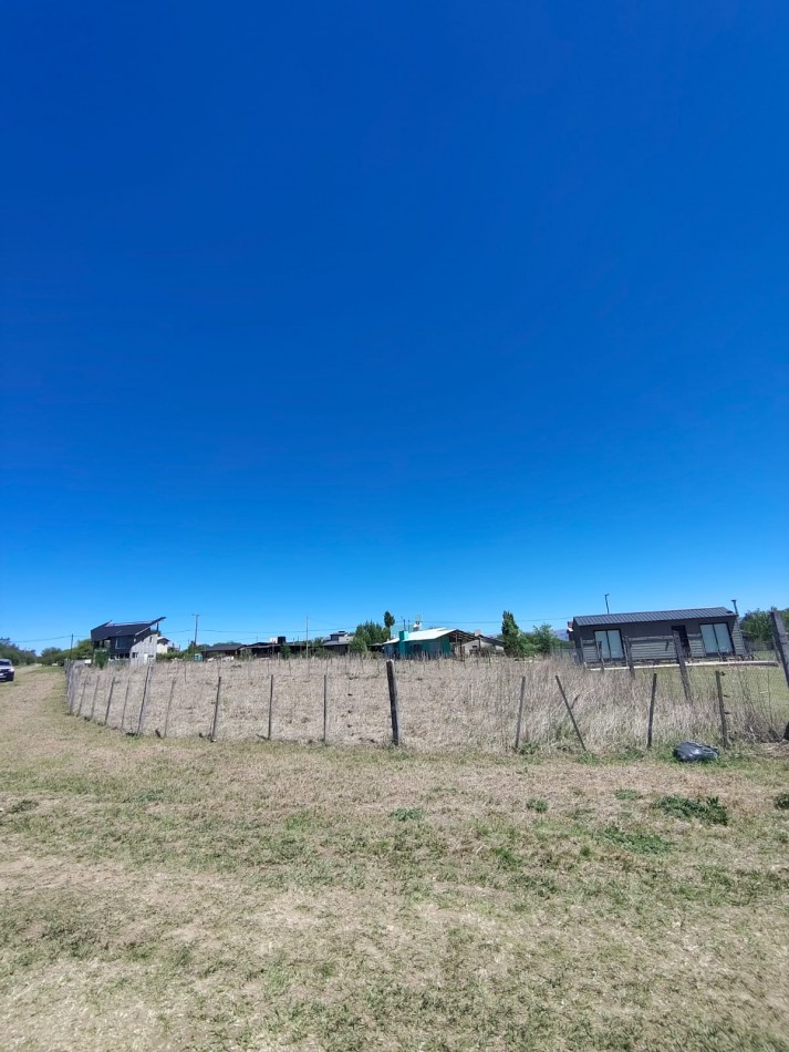 DOS LOTES EN SOLAR DE LOS REARTES