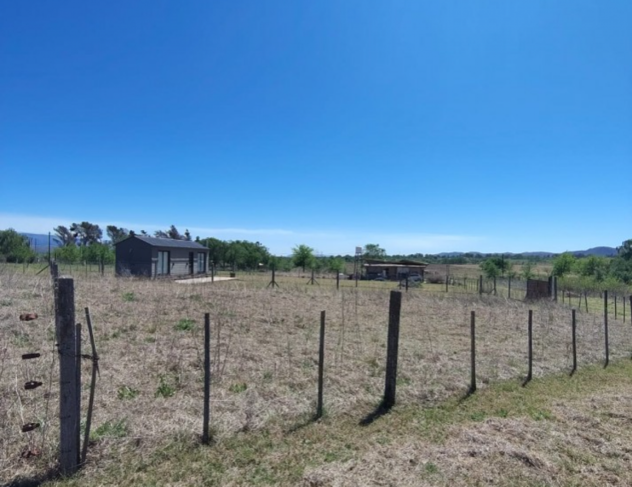DOS LOTES EN SOLAR DE LOS REARTES