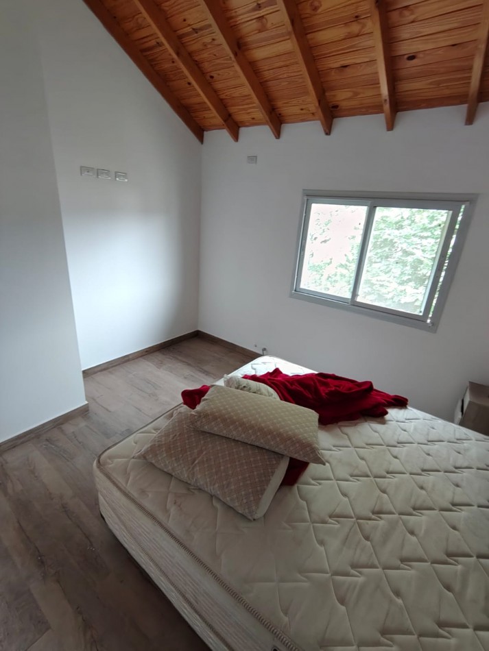 CASA + 1500mts DE TERRENO EN BARRIO BERTONE