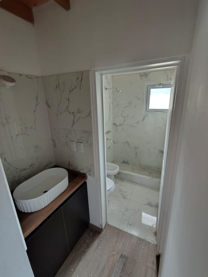 CASA + 1500mts DE TERRENO EN BARRIO BERTONE