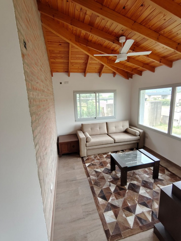 CASA + 1500mts DE TERRENO EN BARRIO BERTONE