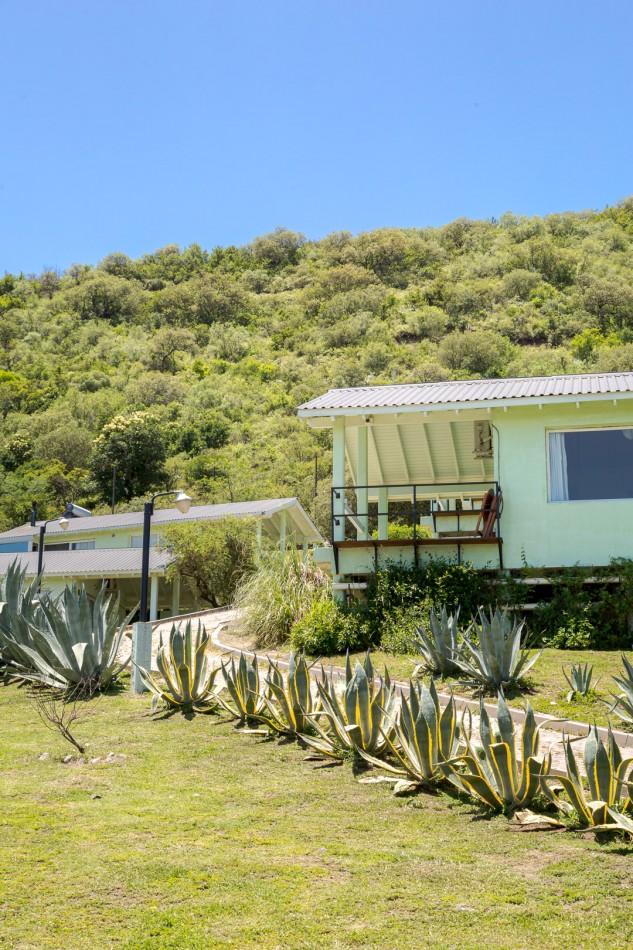 Excelente complejo de Suites para parejas sobre faldeo de las Sierras