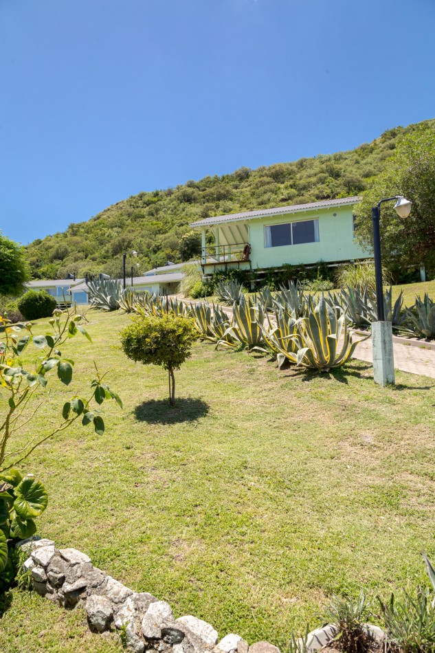 Excelente complejo de Suites para parejas sobre faldeo de las Sierras