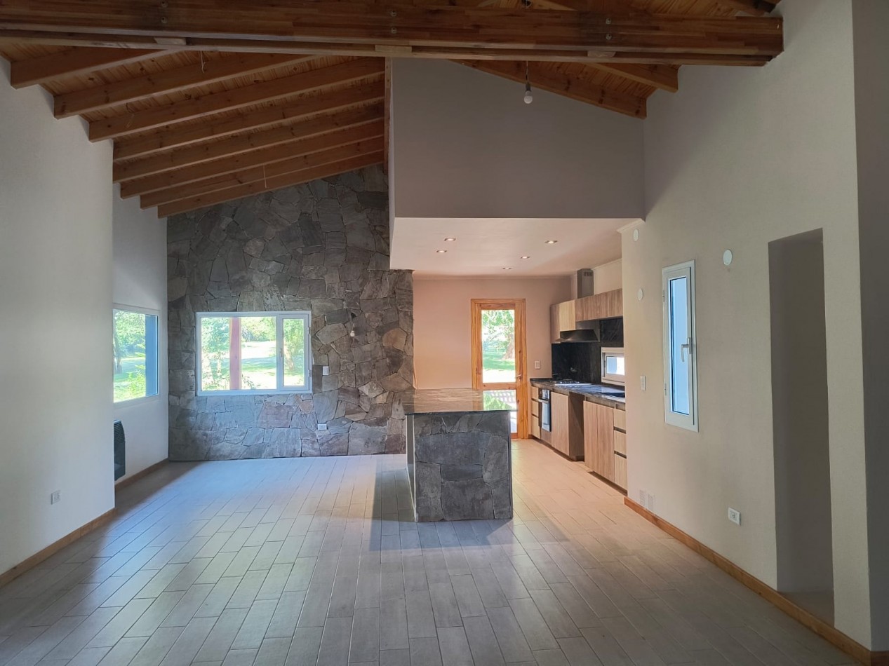 Exclusiva casa en barrio privado Los Molles