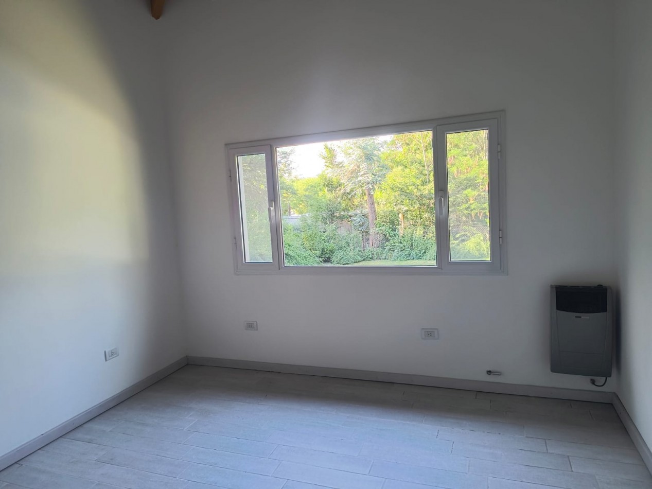 Exclusiva casa en barrio privado Los Molles