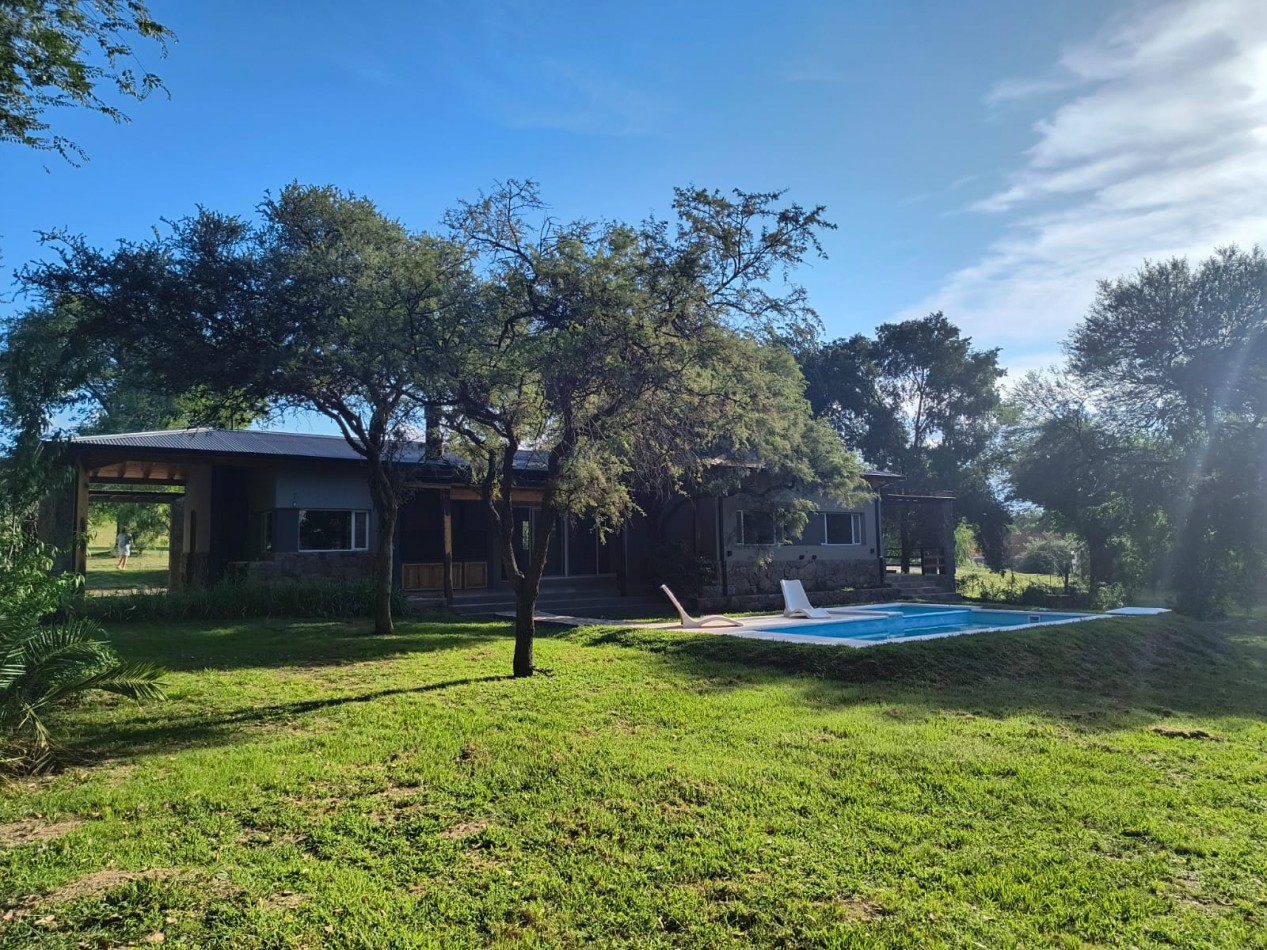 Exclusiva casa en barrio privado Los Molles